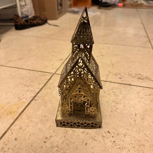 Cutout Brass Shaped Cathedral Church Votive Candle holder Christmas Decoration - Picture 7 of 13